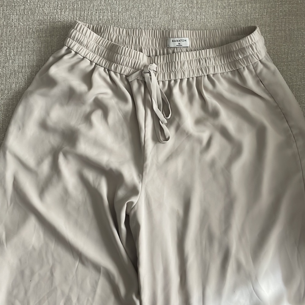 Aritzia Babaton Luiz High Rise Stretch Tie Waist Wide Leg Culotte Matte Pearl XL - Picture 7 of 9